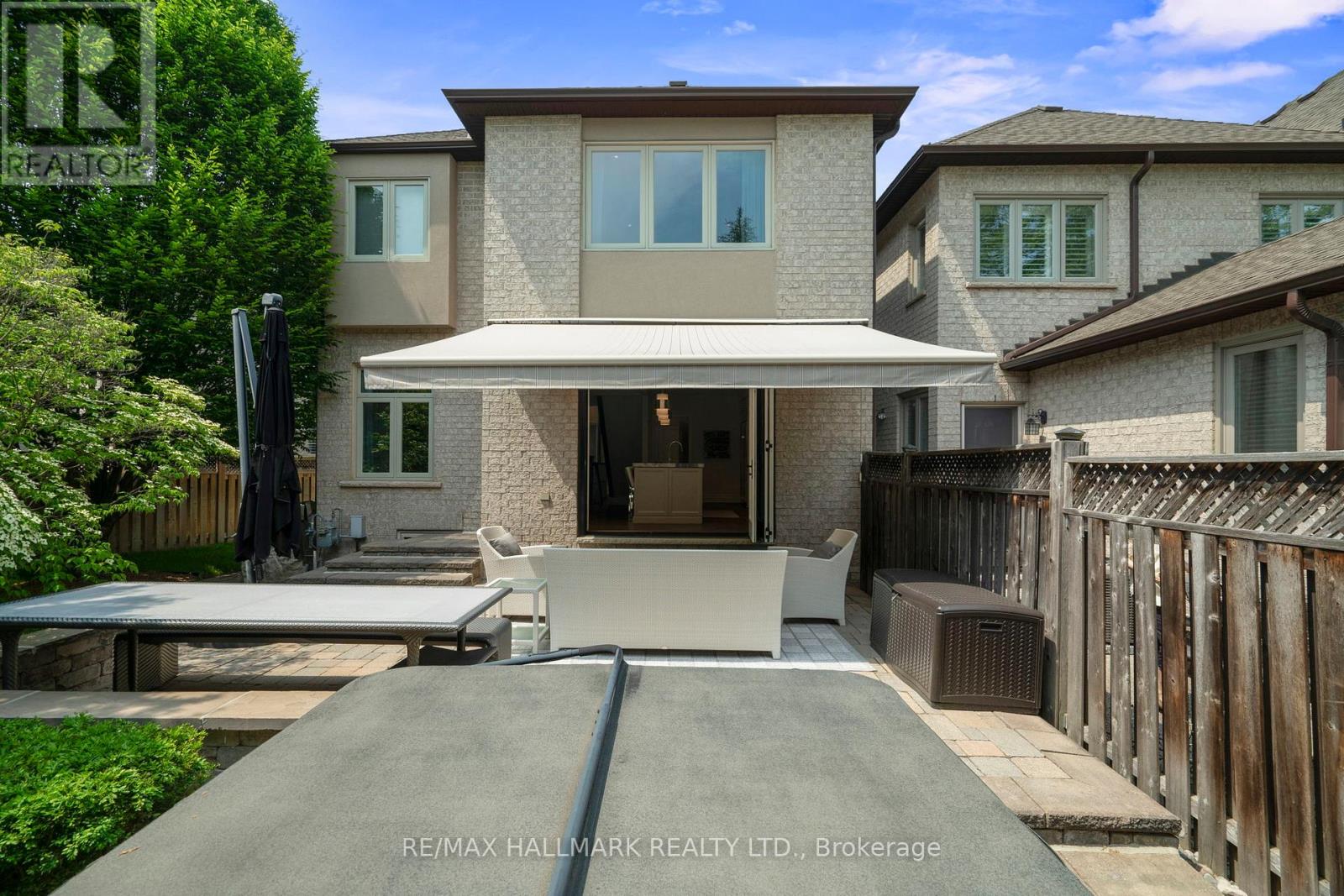 2092 Pinevalley Crescent, Oakville, Ontario  L6H 6L8 - Photo 45 - W12800770