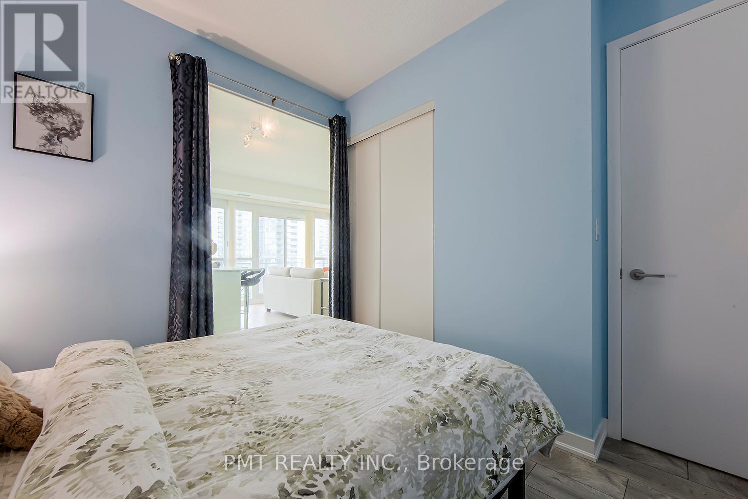 1625 - 165 Legion Road N, Toronto, Ontario  M8Y 0B3 - Photo 16 - W12800820