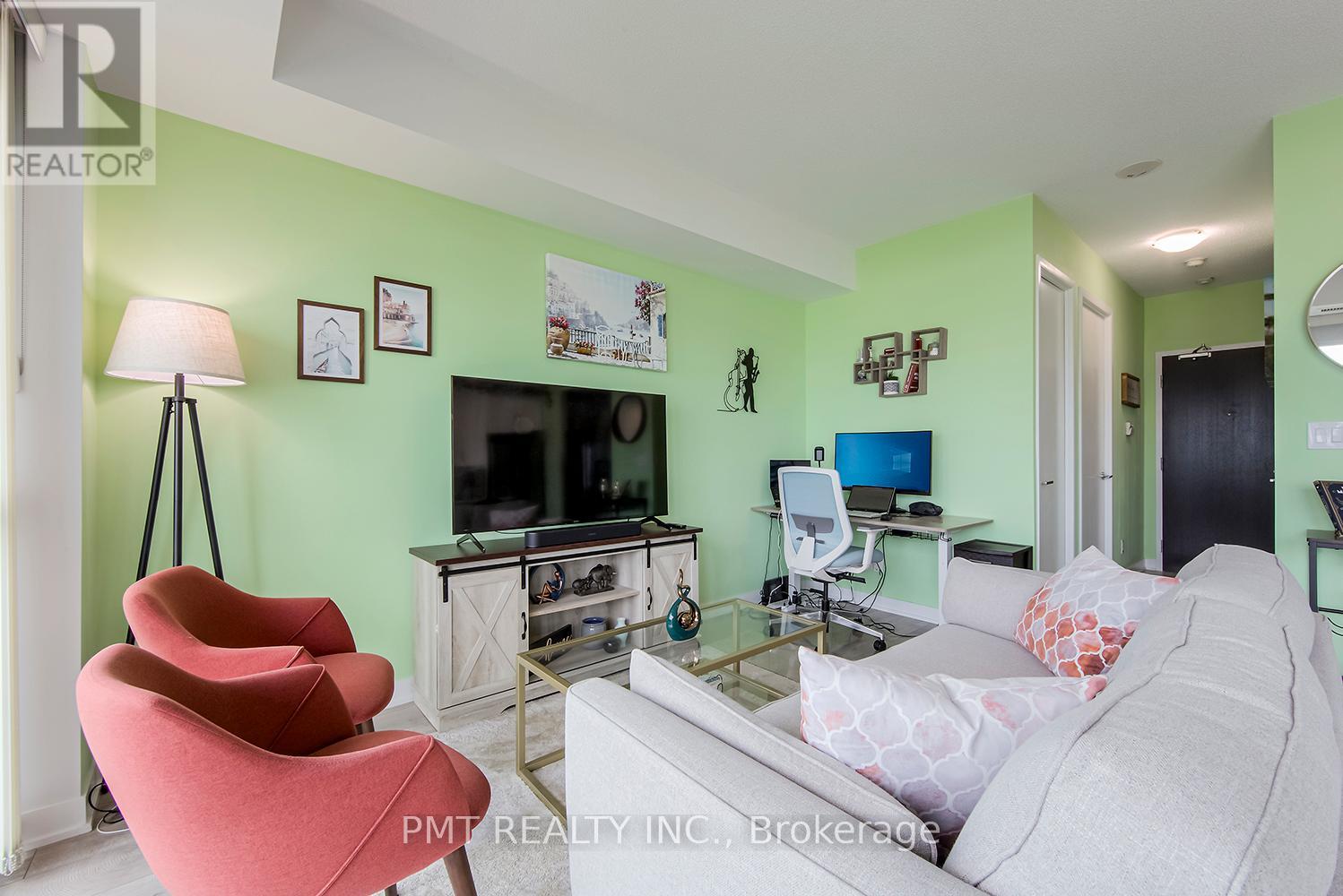 1625 - 165 Legion Road N, Toronto, Ontario  M8Y 0B3 - Photo 7 - W12800820