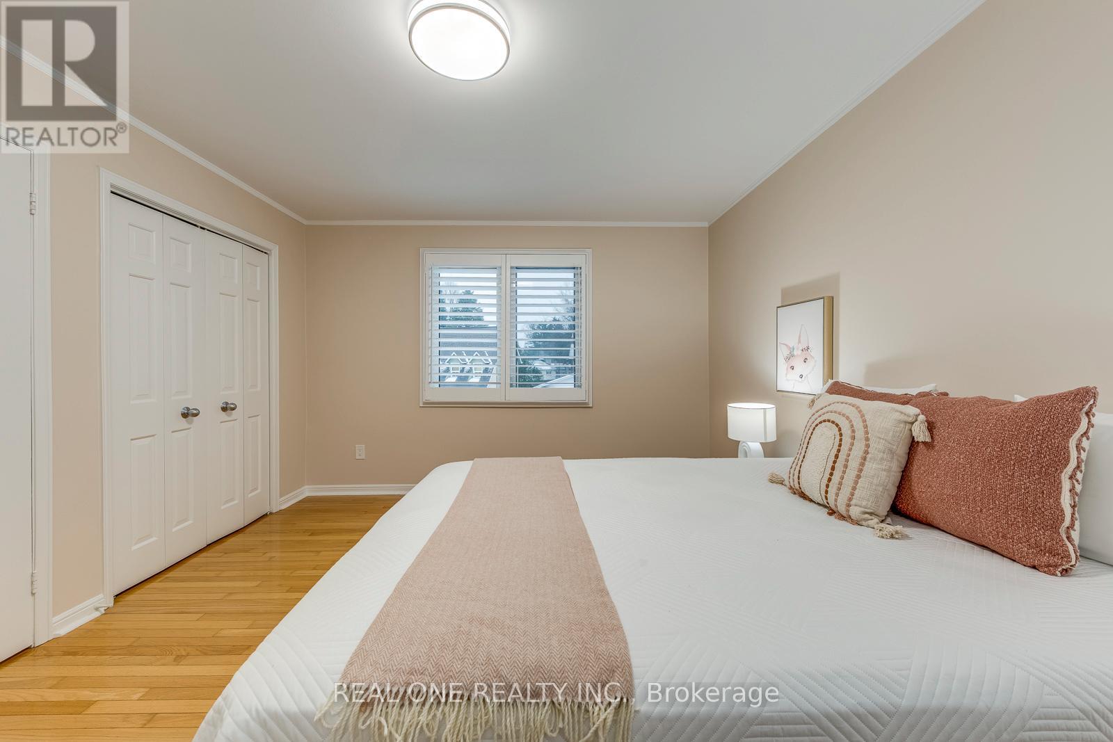 185 All Saints Crescent, Oakville, Ontario  L6J 5Y6 - Photo 36 - W12800830