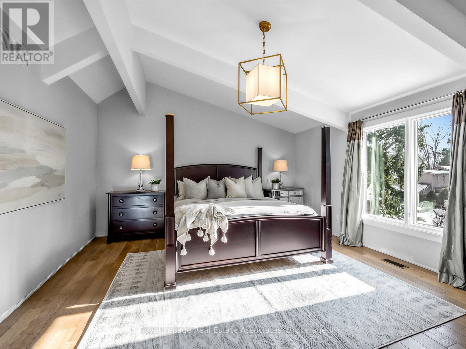 1510 Point O Woods Road, Mississauga, Ontario  L5G 2X7 - Photo 24 - W12800842