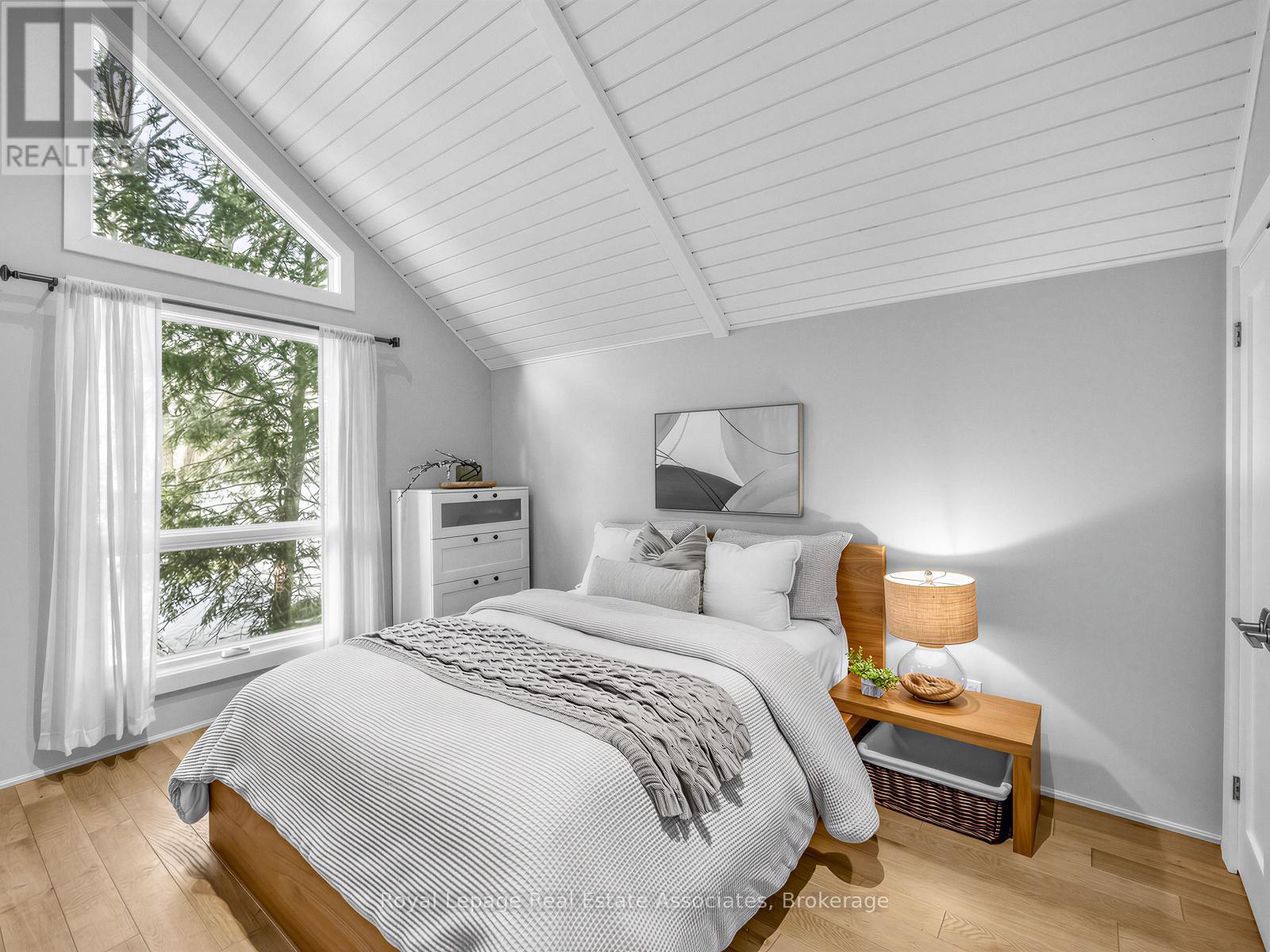 1510 Point O Woods Road, Mississauga, Ontario  L5G 2X7 - Photo 29 - W12800842