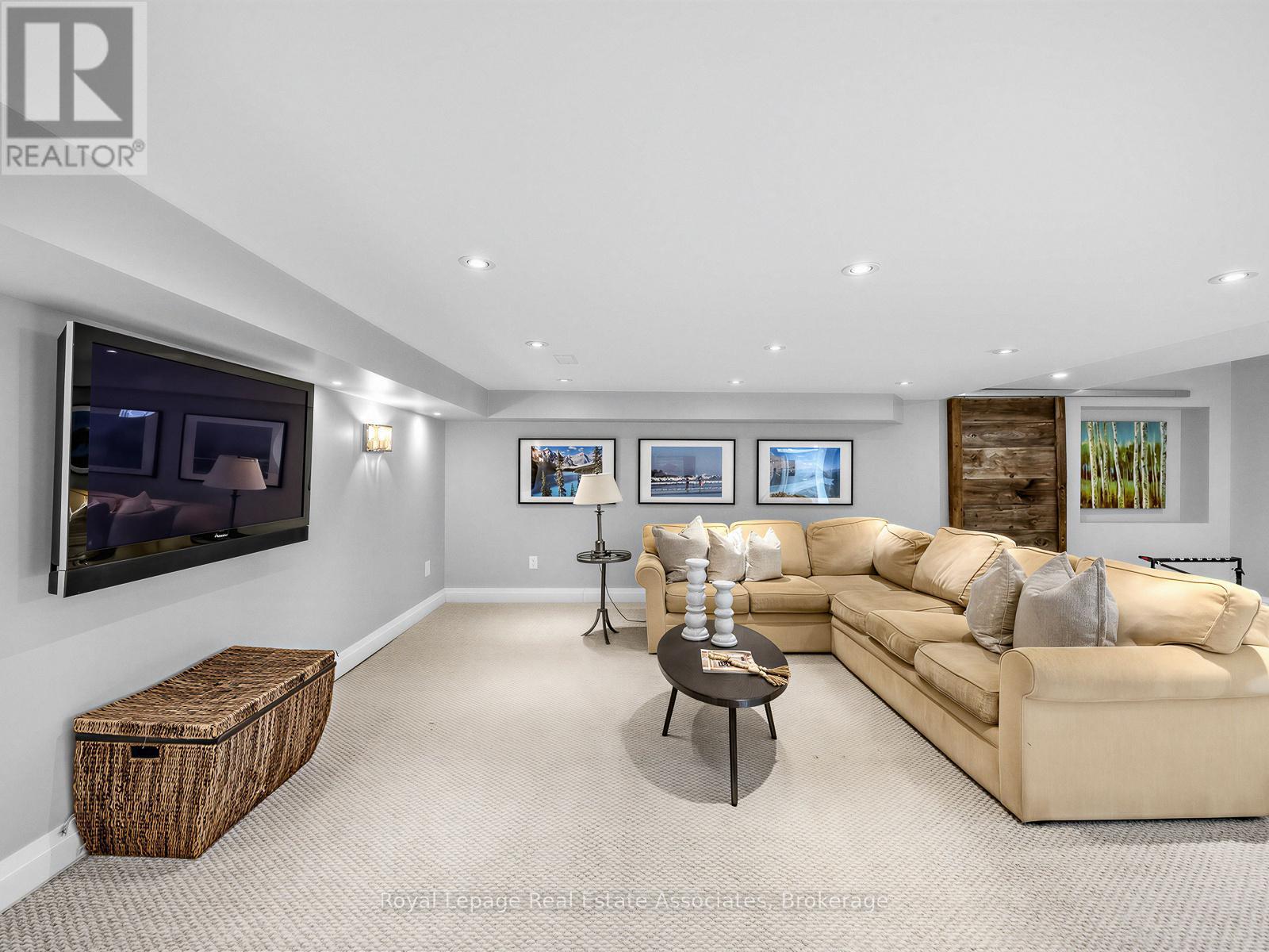 1510 Point O Woods Road, Mississauga, Ontario  L5G 2X7 - Photo 33 - W12800842