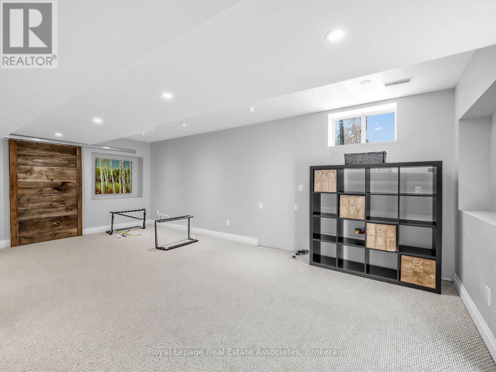 1510 Point O Woods Road, Mississauga, Ontario  L5G 2X7 - Photo 35 - W12800842