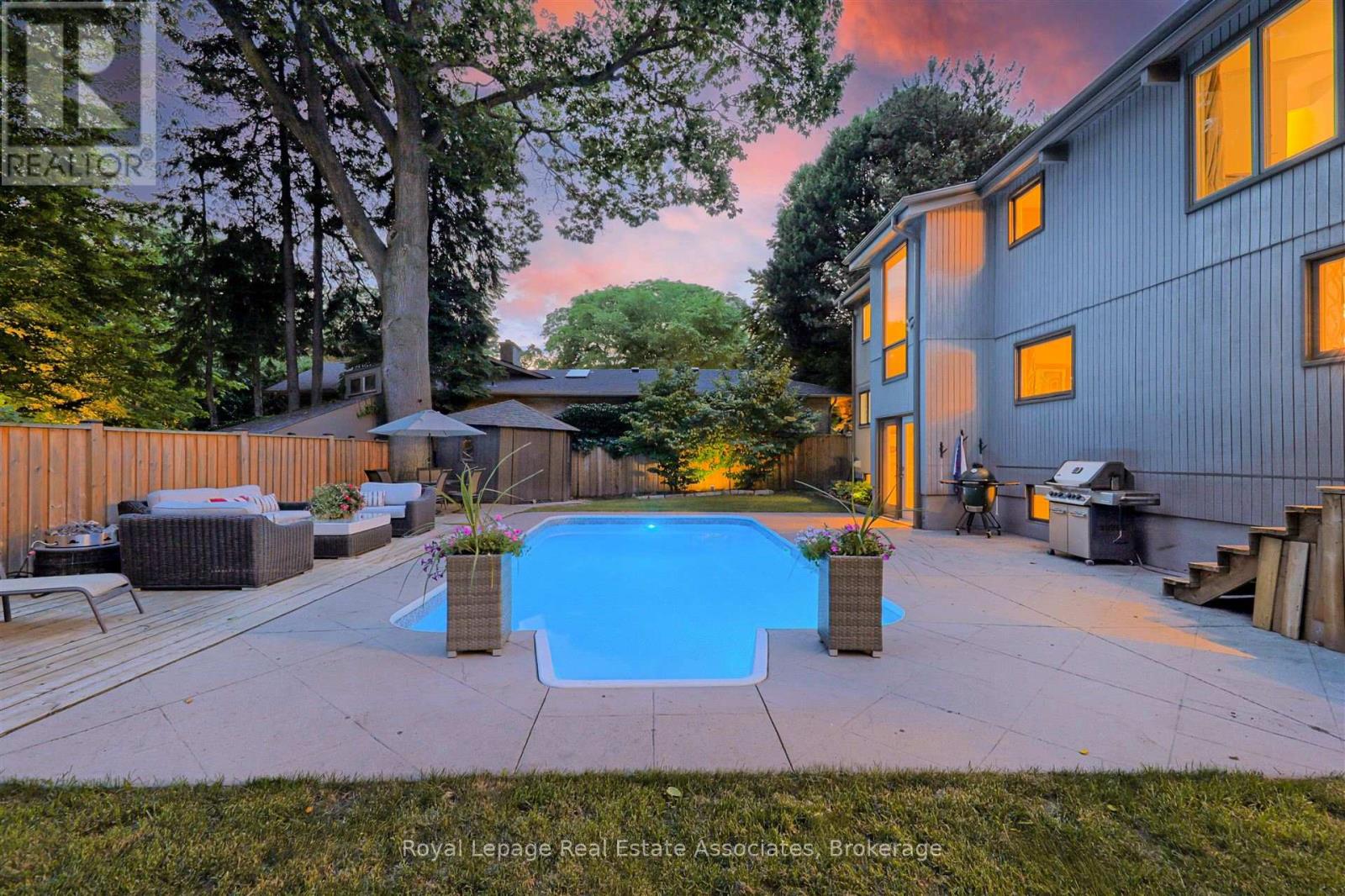 1510 Point O Woods Road, Mississauga, Ontario  L5G 2X7 - Photo 44 - W12800842