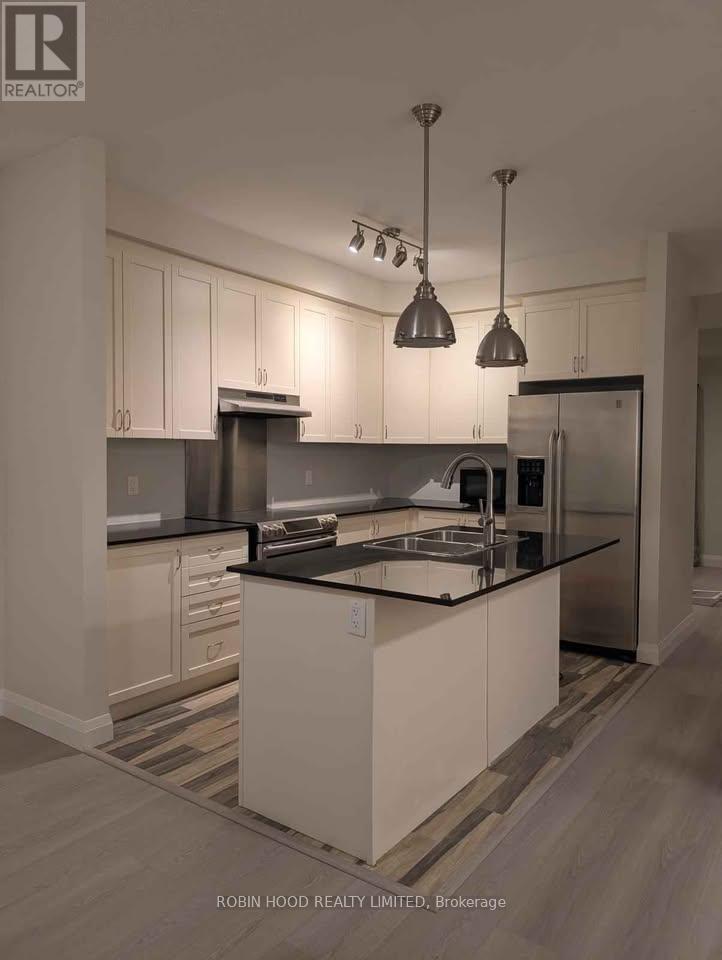 11 - 2220 QUEENSWAY DRIVE, Burlington, Ontario