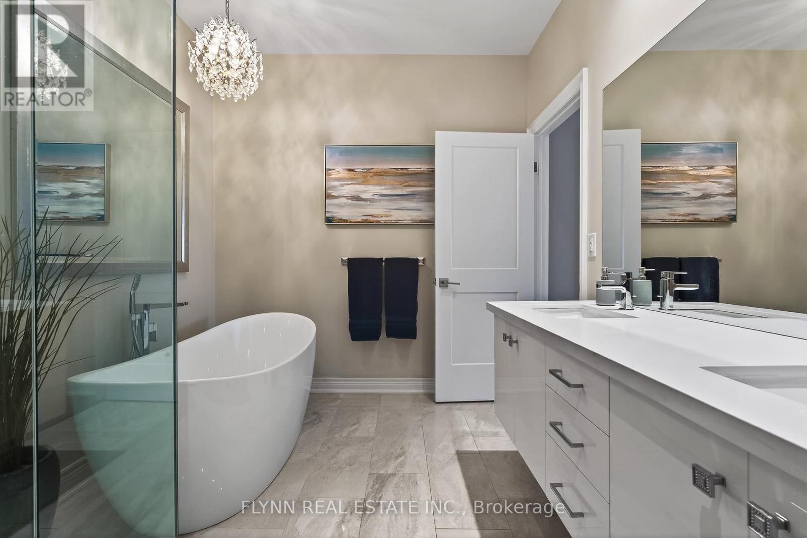 32 Ridgeview Crescent, Niagara-On-The-Lake, Ontario L0S 1J1 - Photo 32 - X12800762