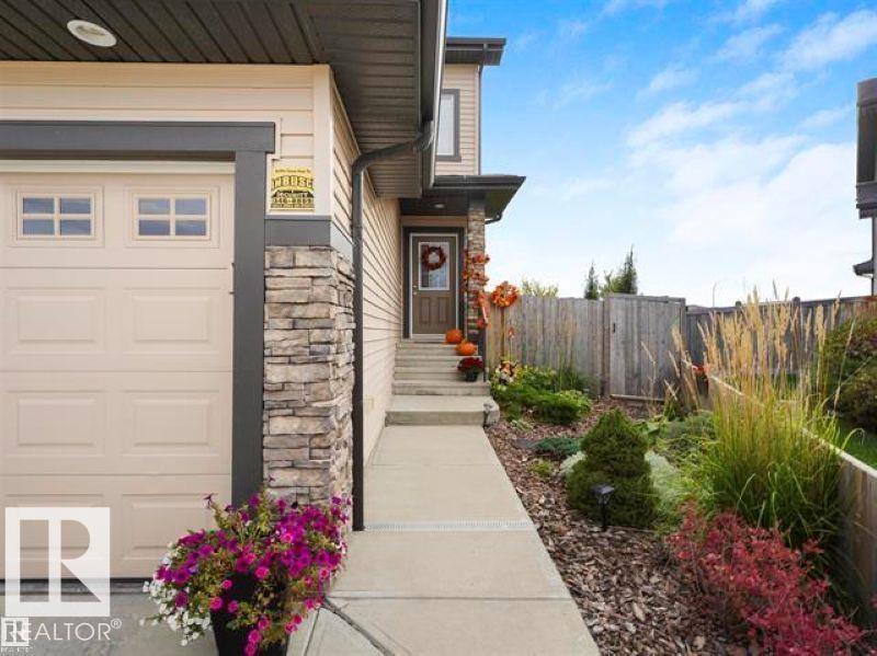 17535 13 Av Sw, Edmonton, Alberta  T6W 2J8 - Photo 3 - E4474053