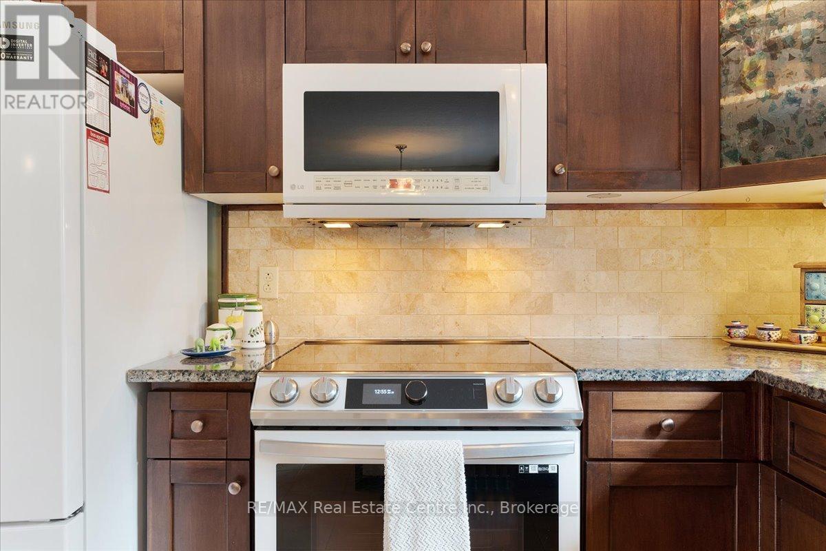 139 Gold Street, Centre Wellington, Ontario  N0B 1S0 - Photo 13 - X12365861