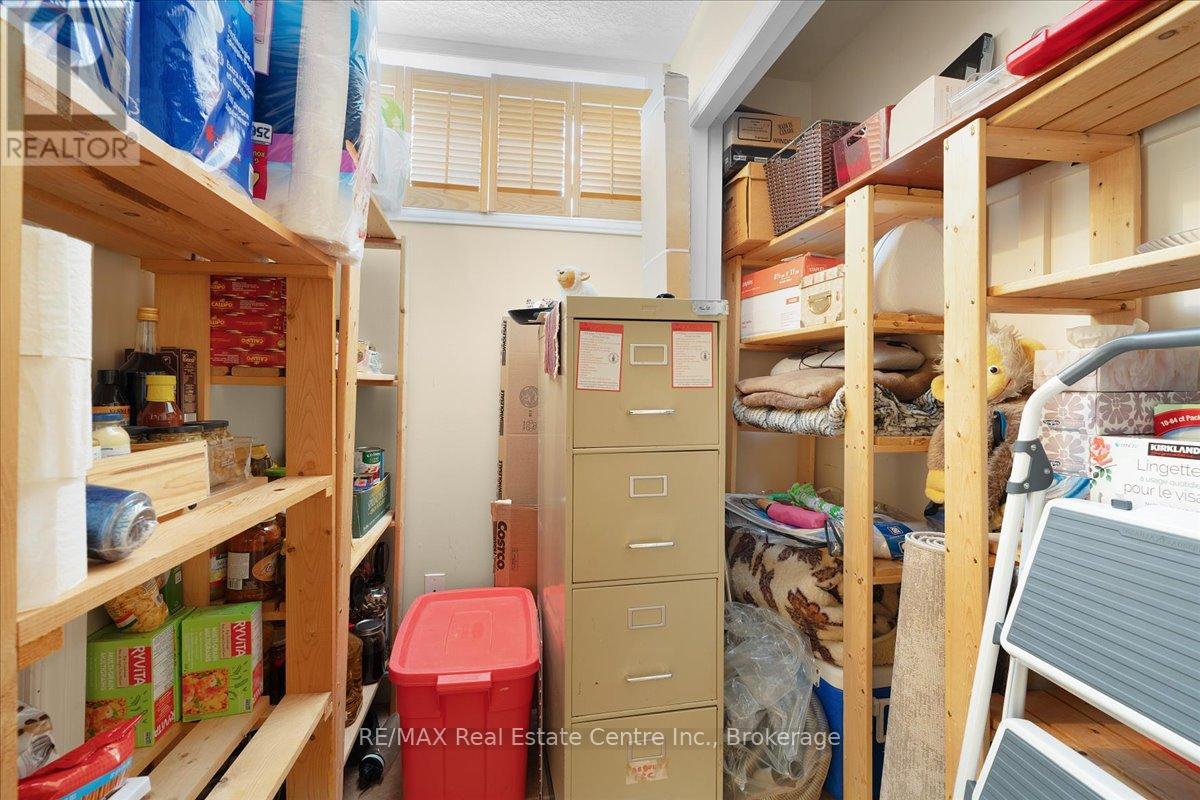 139 Gold Street, Centre Wellington, Ontario  N0B 1S0 - Photo 34 - X12365861