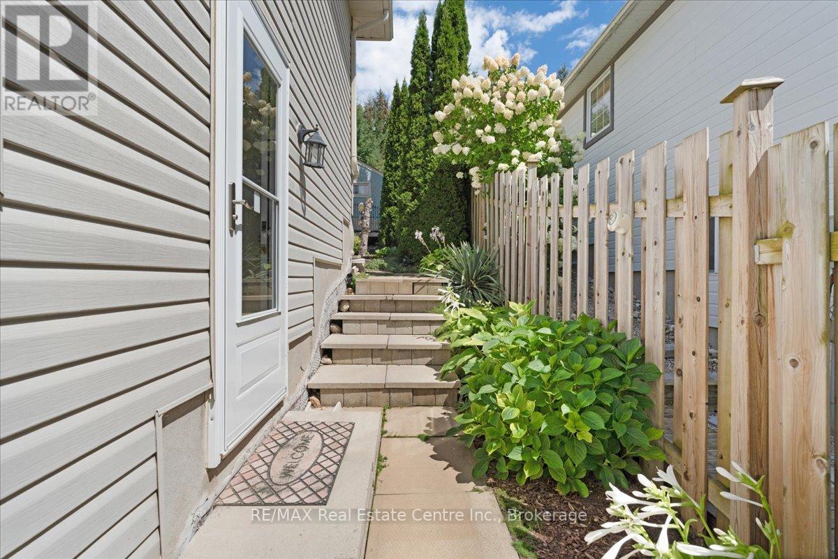 139 Gold Street, Centre Wellington, Ontario  N0B 1S0 - Photo 35 - X12365861