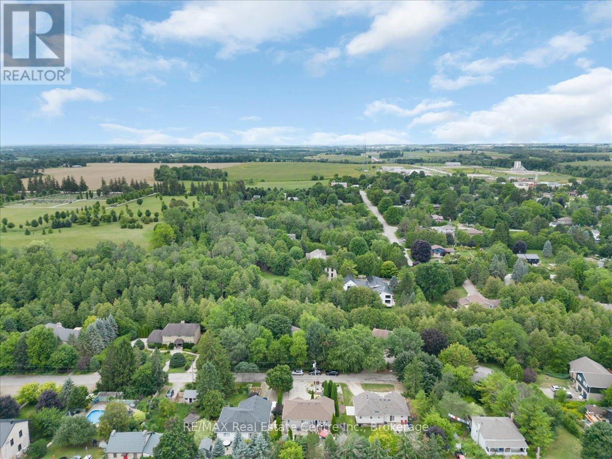 139 Gold Street, Centre Wellington, Ontario  N0B 1S0 - Photo 44 - X12365861