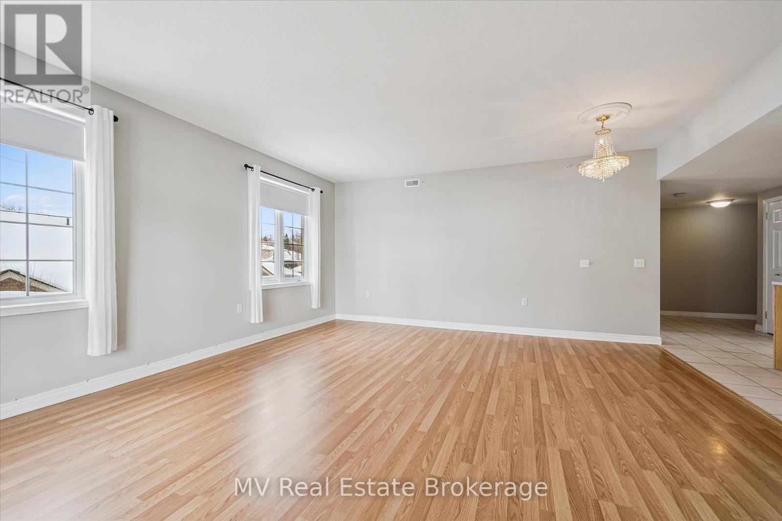 205 - 20 Station Square, Centre Wellington, Ontario  N0B 1S0 - Photo 13 - X12772624