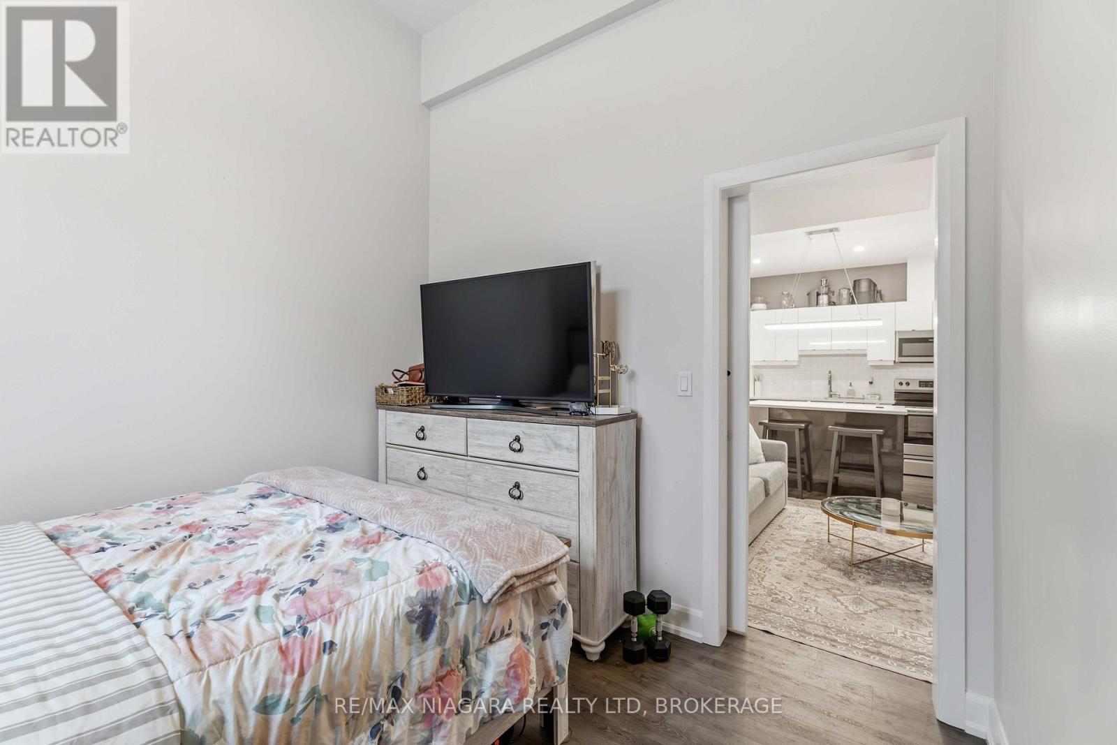 4 - 405 Merritt Street, St. Catharines, Ontario  L2P 1P5 - Photo 14 - X12800886