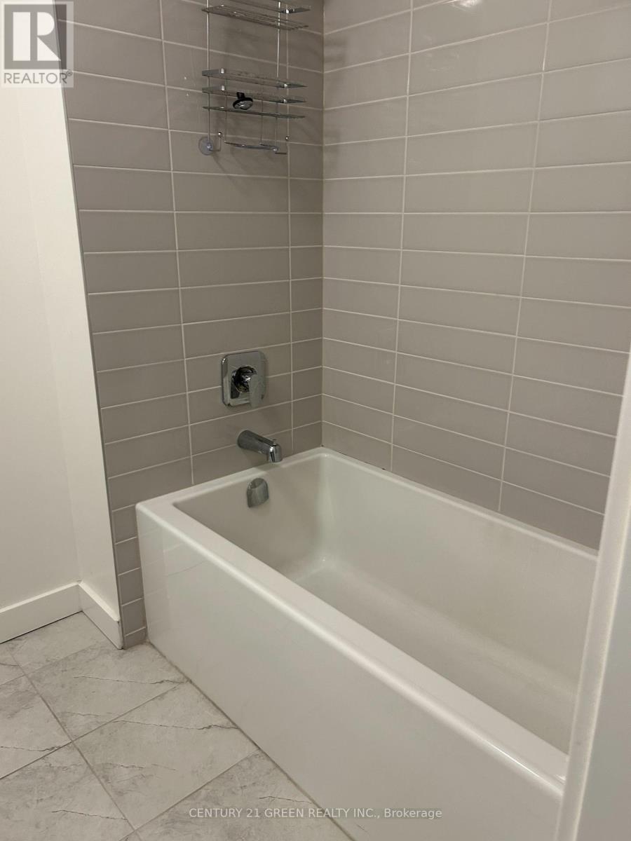 403 - 210 Sabina Drive, Oakville, Ontario  L6H 0W6 - Photo 9 - W12794814