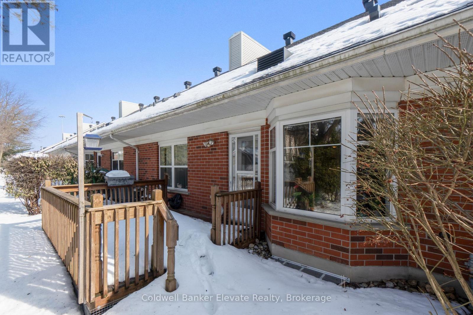 42 - 2705 Kingsway Drive, Kitchener, Ontario  N2C 2T2 - Photo 25 - X12797172