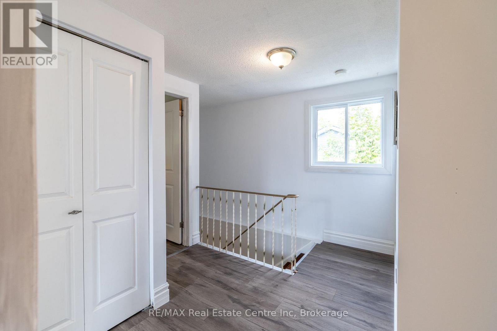 34 Woodridge Drive, Guelph, Ontario  N1H 7E2 - Photo 27 - X12800888