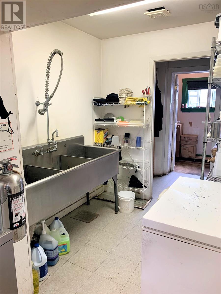 6 Junction Road, Springhill, Nova Scotia  B0M 1X0 - Photo 18 - 202603016