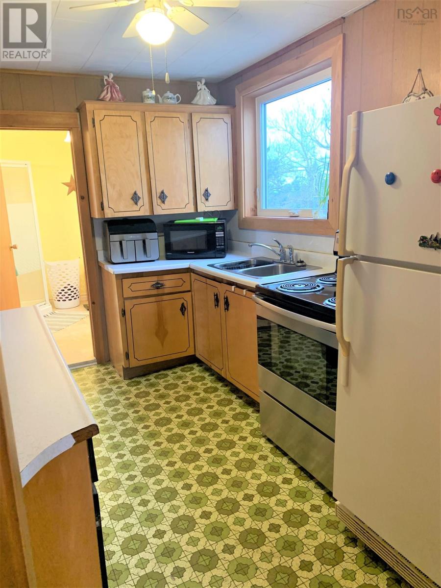 6 Junction Road, Springhill, Nova Scotia  B0M 1X0 - Photo 5 - 202603016