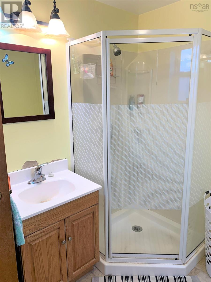 6 Junction Road, Springhill, Nova Scotia  B0M 1X0 - Photo 8 - 202603016