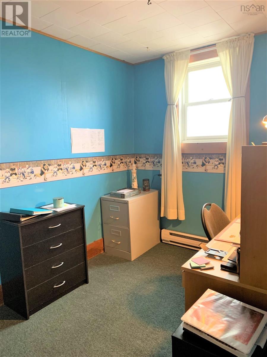 6 Junction Road, Springhill, Nova Scotia  B0M 1X0 - Photo 9 - 202603016