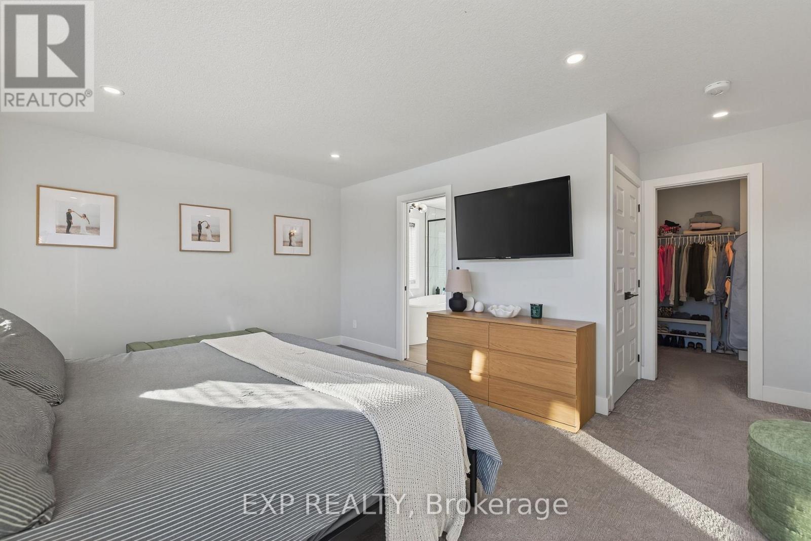 11 Hayes Street, London South, Ontario  N5Z 0A5 - Photo 22 - X12800912