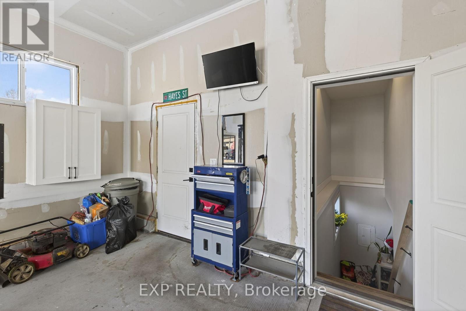 11 Hayes Street, London South, Ontario  N5Z 0A5 - Photo 38 - X12800912