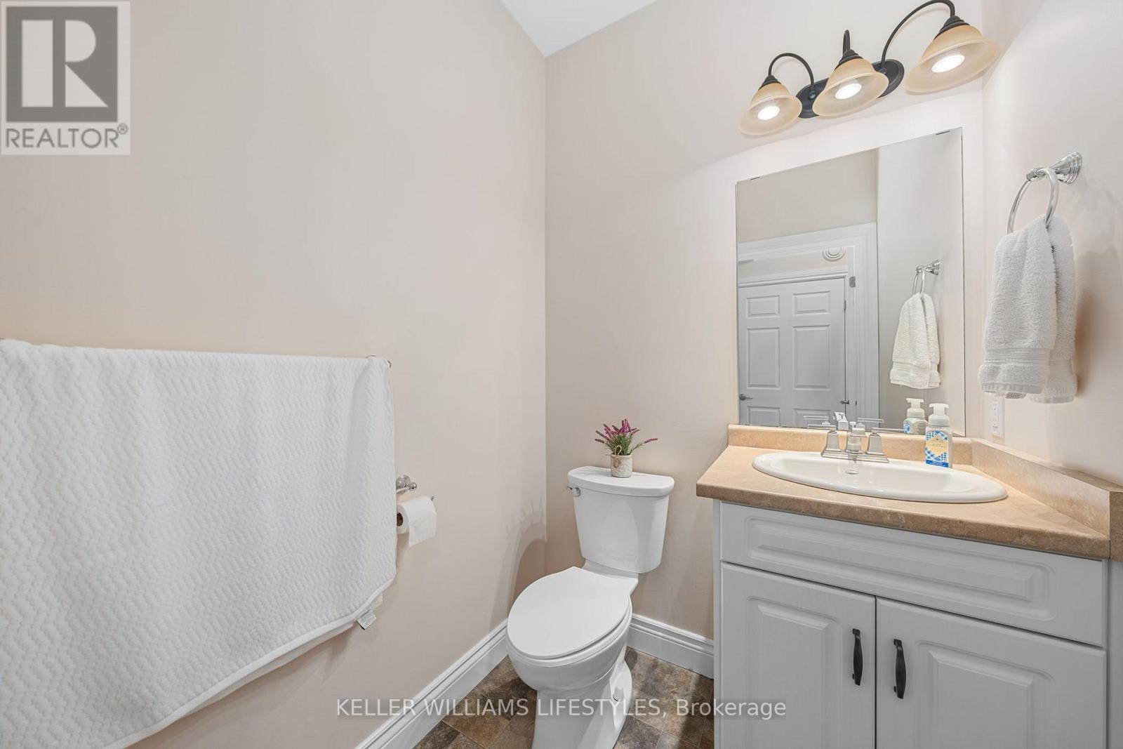 6 - 5969 Townsend Line, Lambton Shores, Ontario  N0N 1J0 - Photo 5 - X12800942