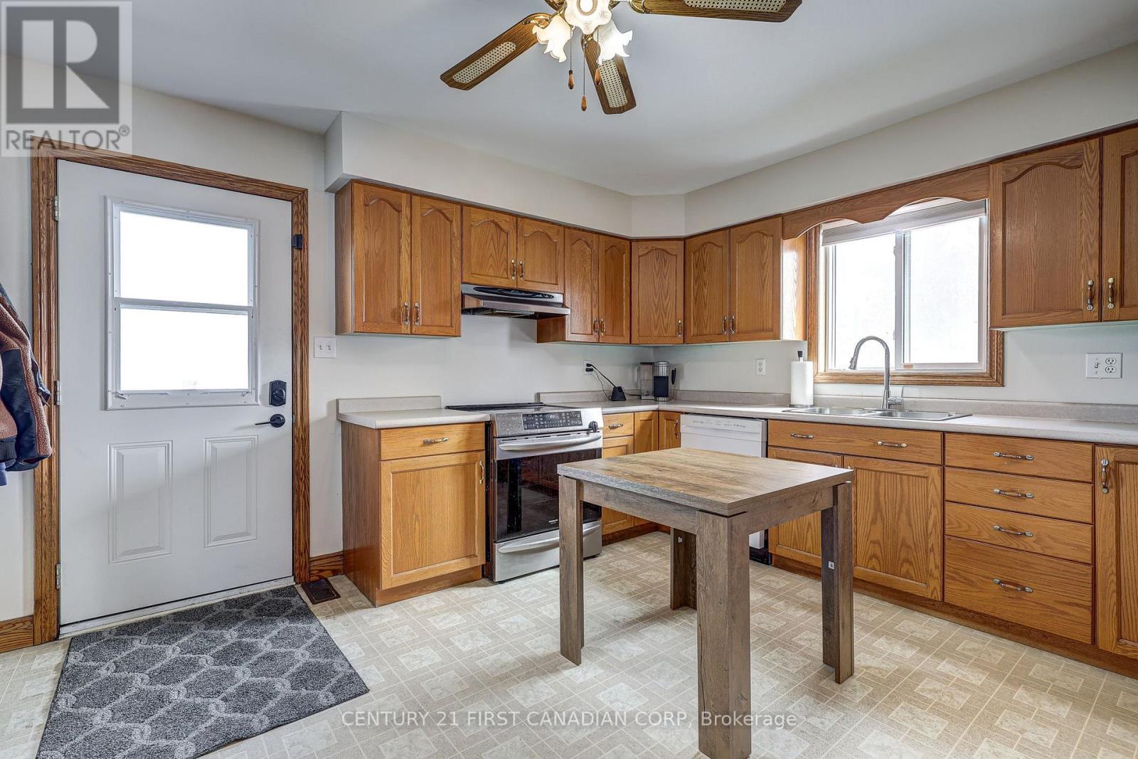 20351 Duart Road, Chatham-Kent, Ontario  N0L 1X0 - Photo 13 - X12800954