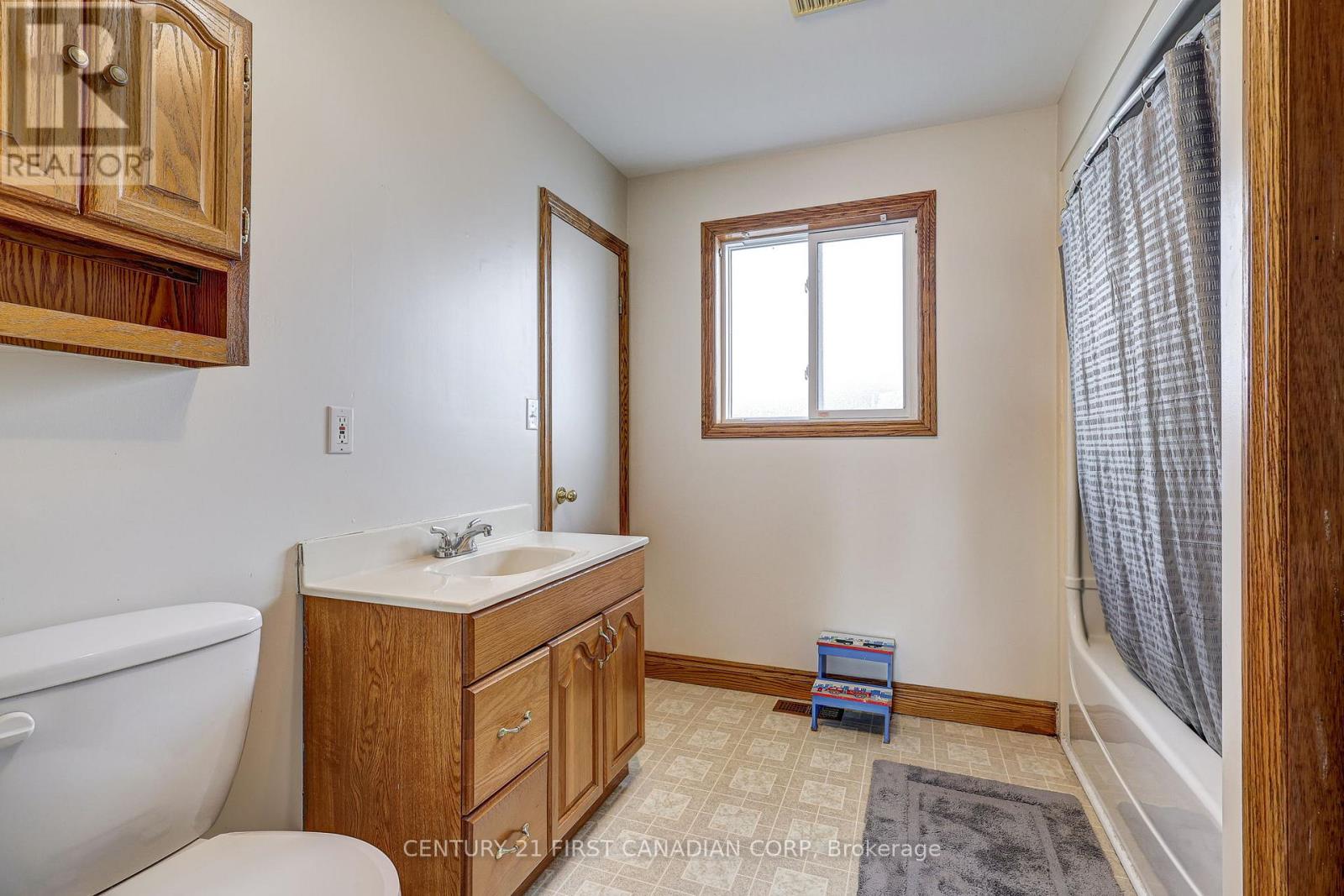 20351 Duart Road, Chatham-Kent, Ontario  N0L 1X0 - Photo 19 - X12800954