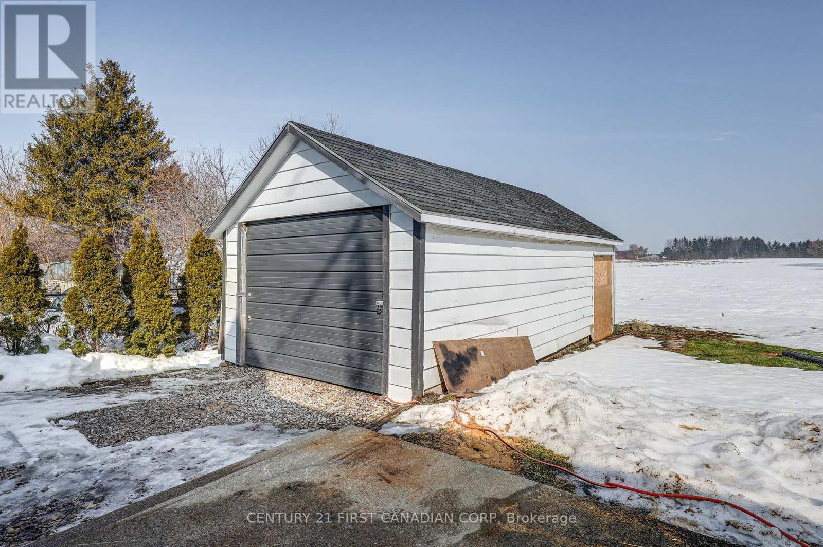 20351 Duart Road, Chatham-Kent, Ontario  N0L 1X0 - Photo 42 - X12800954