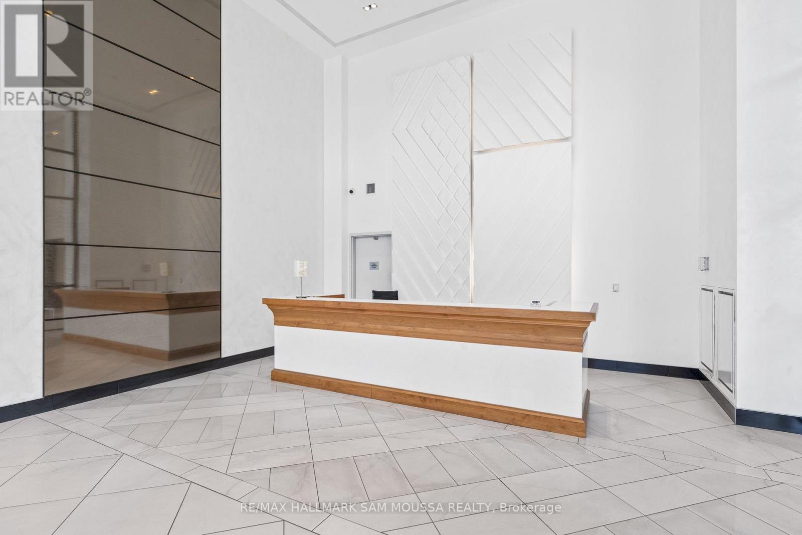 1208 - 255 Bay Street, Ottawa, Ontario  K1R 0C5 - Photo 4 - X12800902