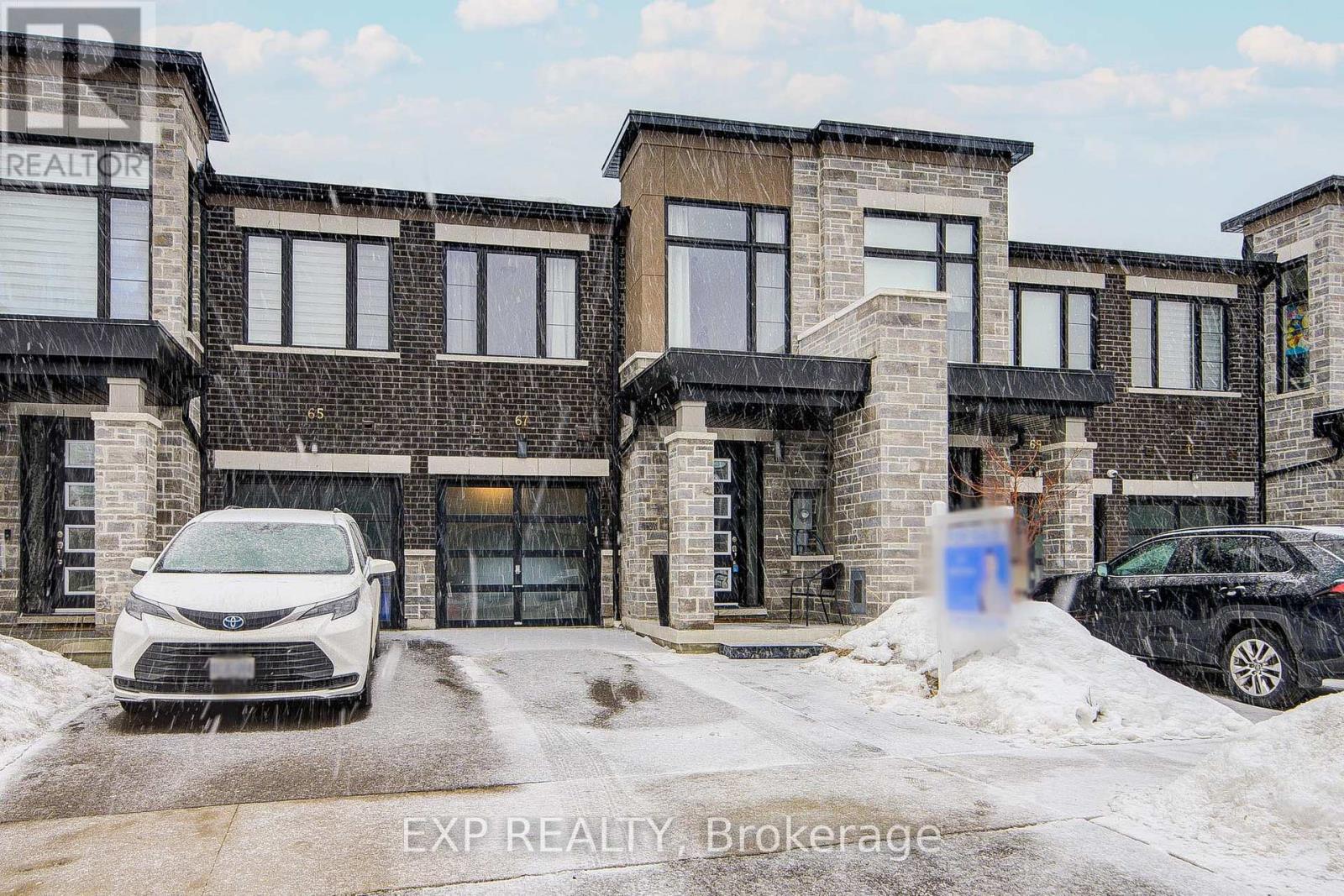 67 Pine Gate Place, Whitby, Ontario  L1R 0S2 - Photo 2 - E12797864