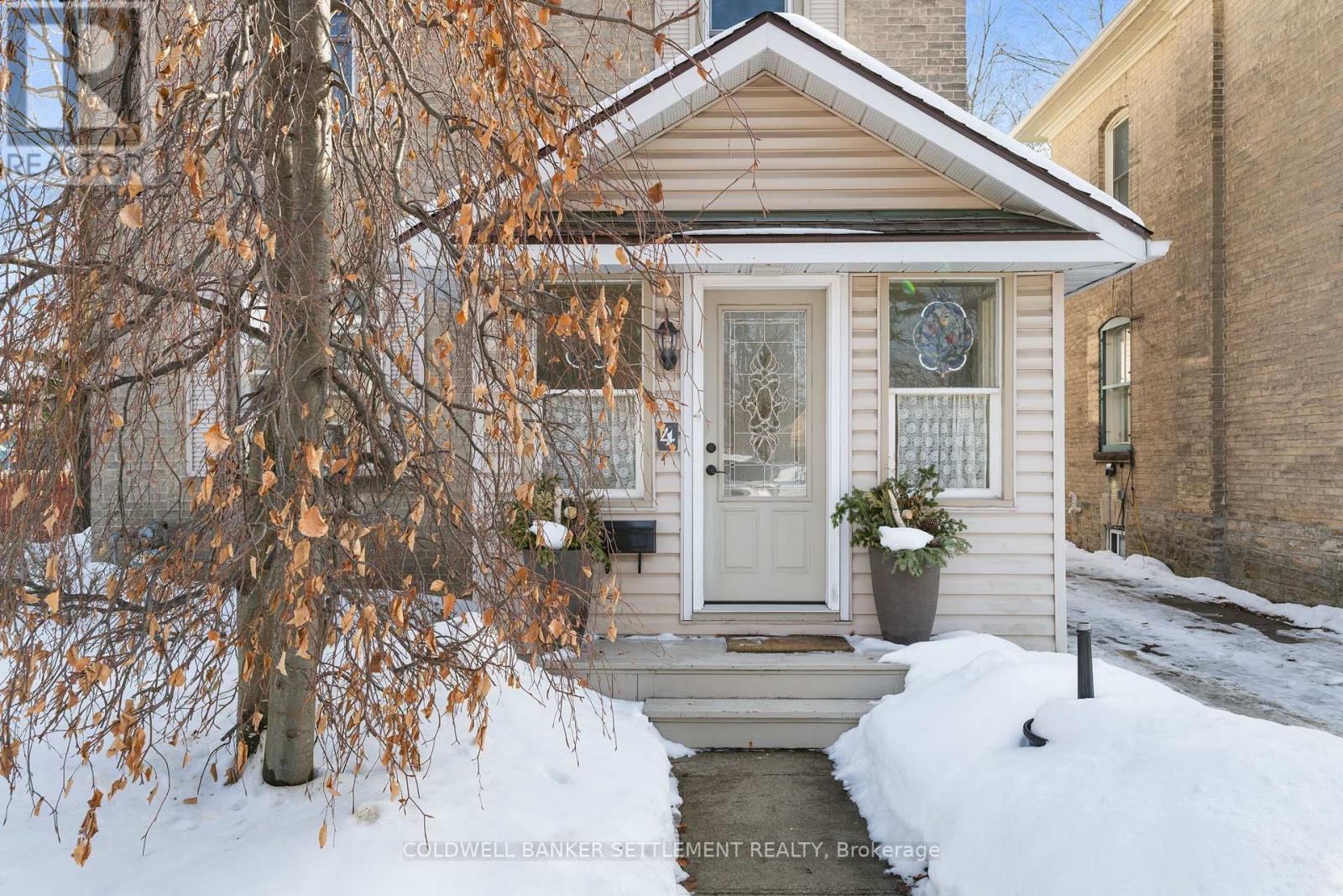 4 D'arcy Street, Perth, Ontario  K7H 2T8 - Photo 4 - X12800898