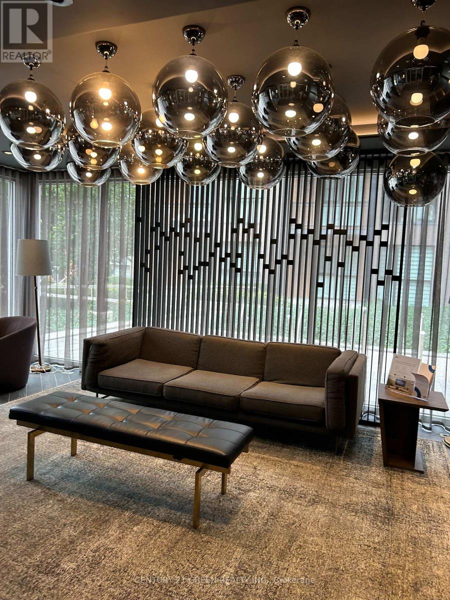 403 - 210 Sabina Drive, Oakville, Ontario  L6H 0W6 - Photo 15 - W12794814