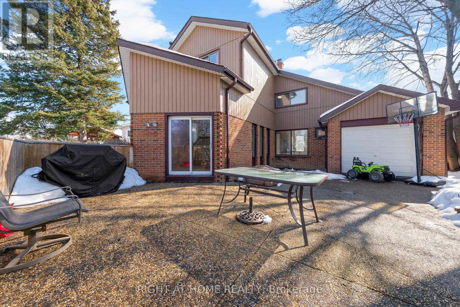 7027 Estoril Road, Mississauga, Ontario  L5N 1N3 - Photo 43 - W12800484