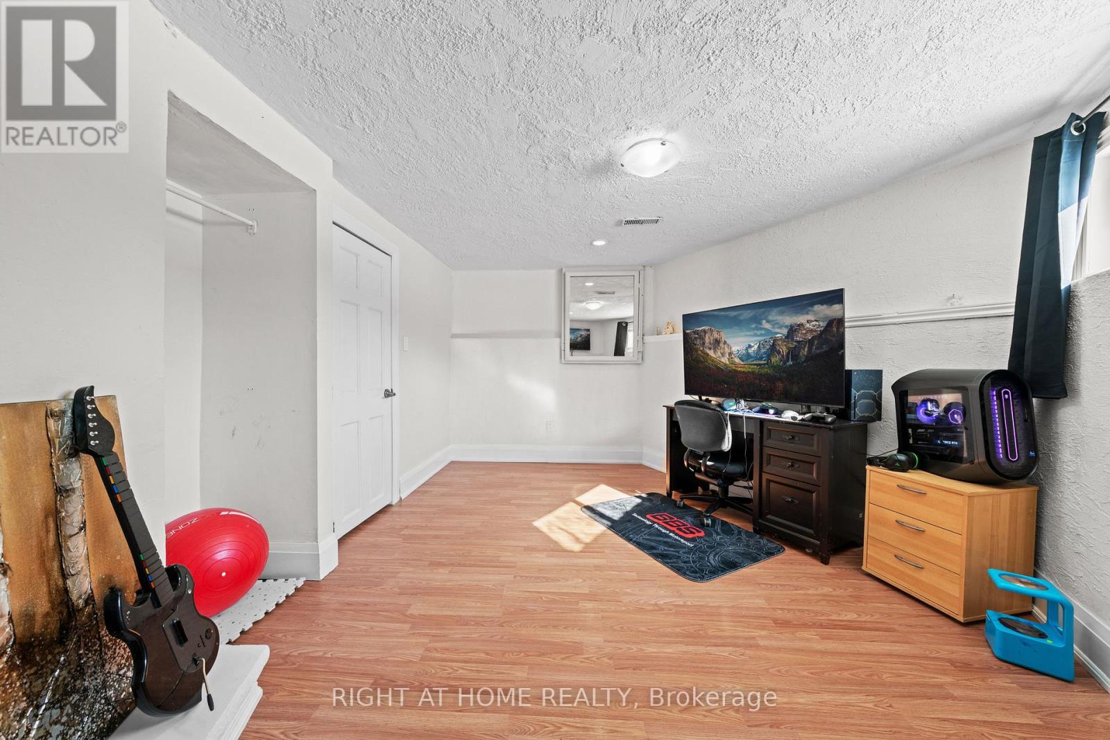 7027 Estoril Road, Mississauga, Ontario  L5N 1N3 - Photo 36 - W12800484