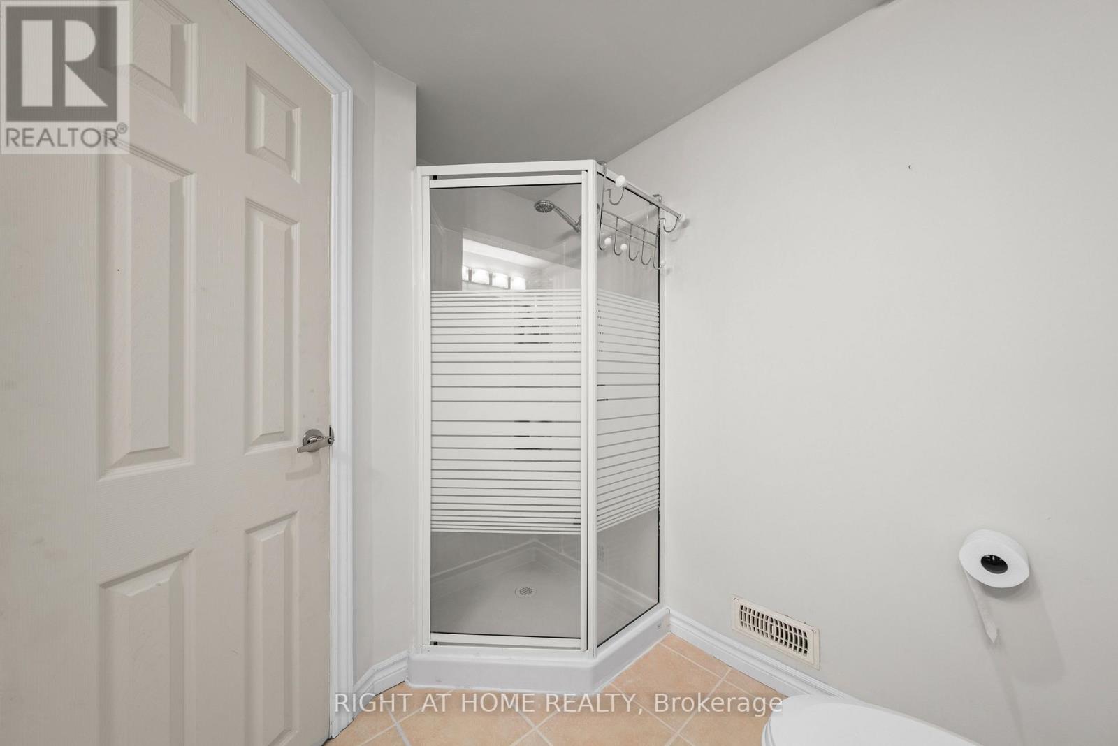 7027 Estoril Road, Mississauga, Ontario  L5N 1N3 - Photo 39 - W12800484