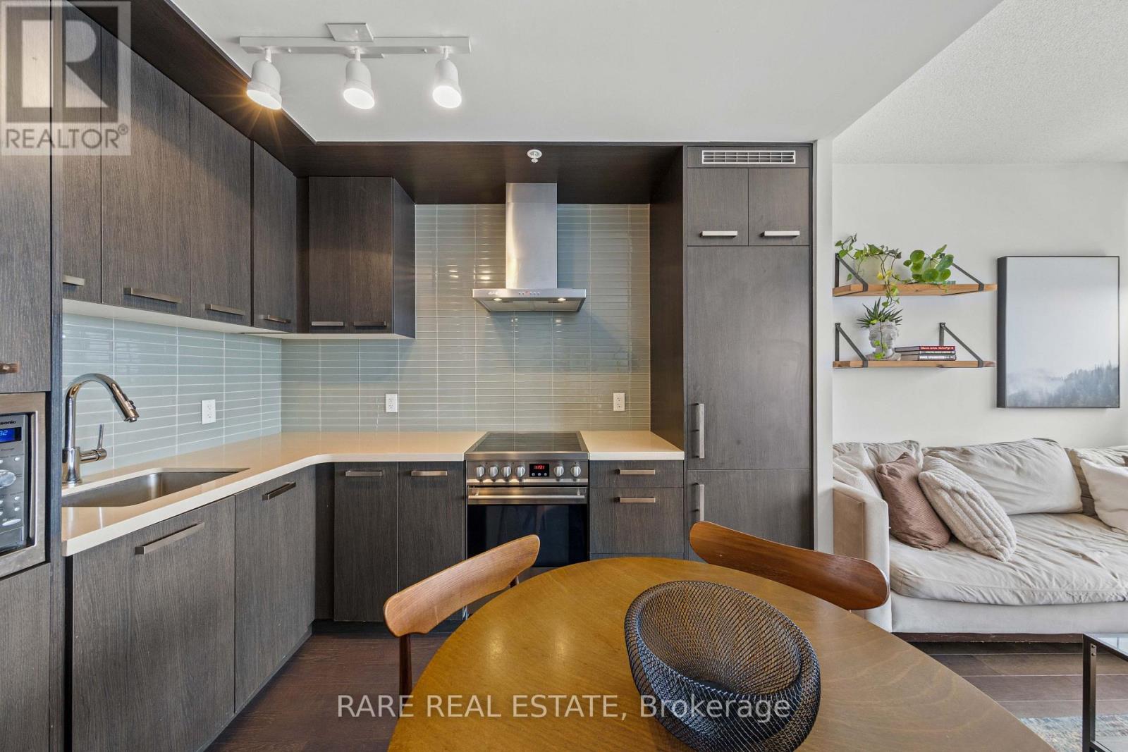 N516 - 120 Bayview Avenue, Toronto, Ontario  M5A 0J1 - Photo 15 - C12800880