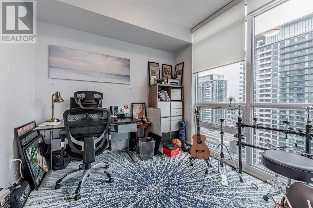 1810 - 30 Roehampton Avenue, Toronto, Ontario  M4P 0B9 - Photo 14 - C12800950