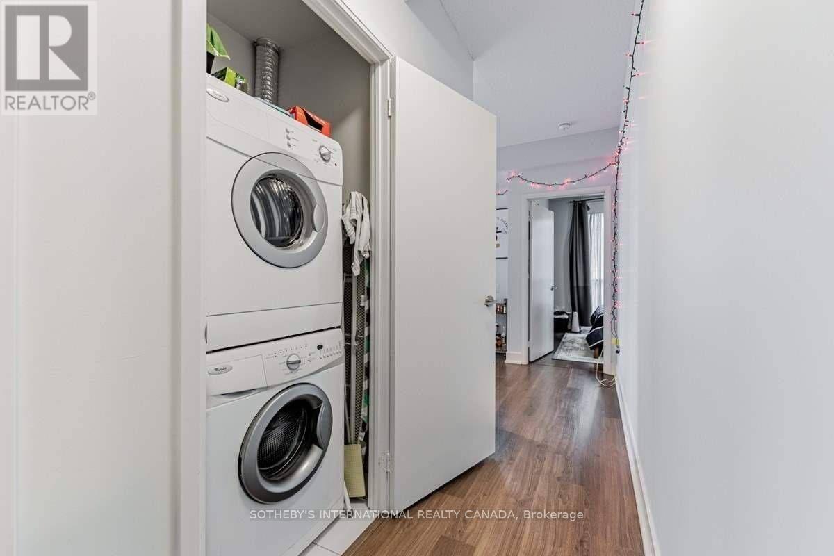 1810 - 30 Roehampton Avenue, Toronto, Ontario  M4P 0B9 - Photo 9 - C12800950