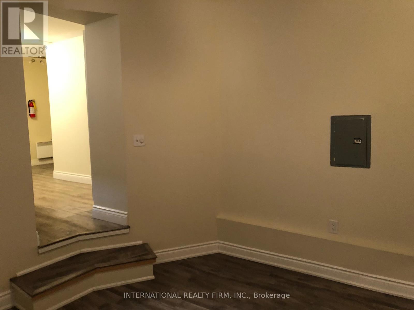 2 - 276 George Street, Toronto, Ontario  M5A 2N1 - Photo 5 - C12801010