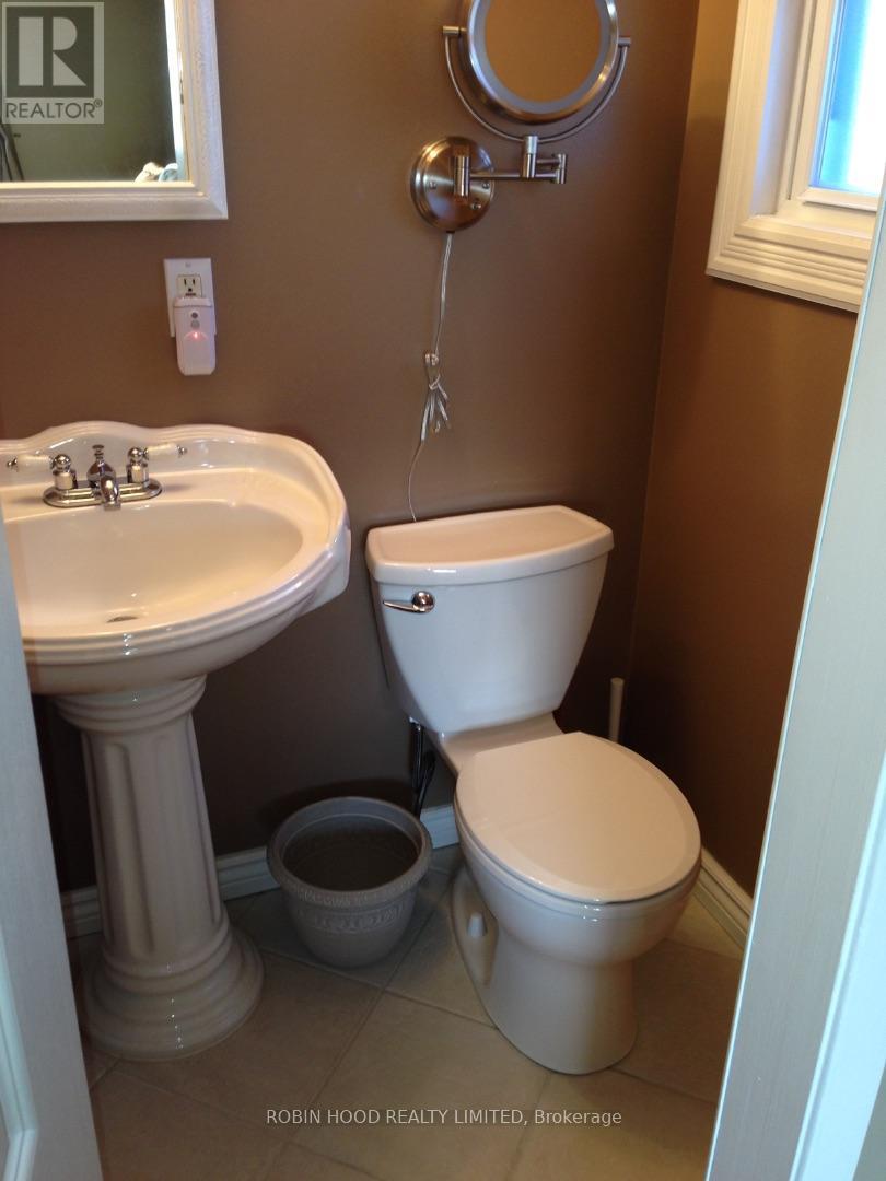 22 Nordic Court, Whitby, Ontario  L1N 5N3 - Photo 8 - E12800916