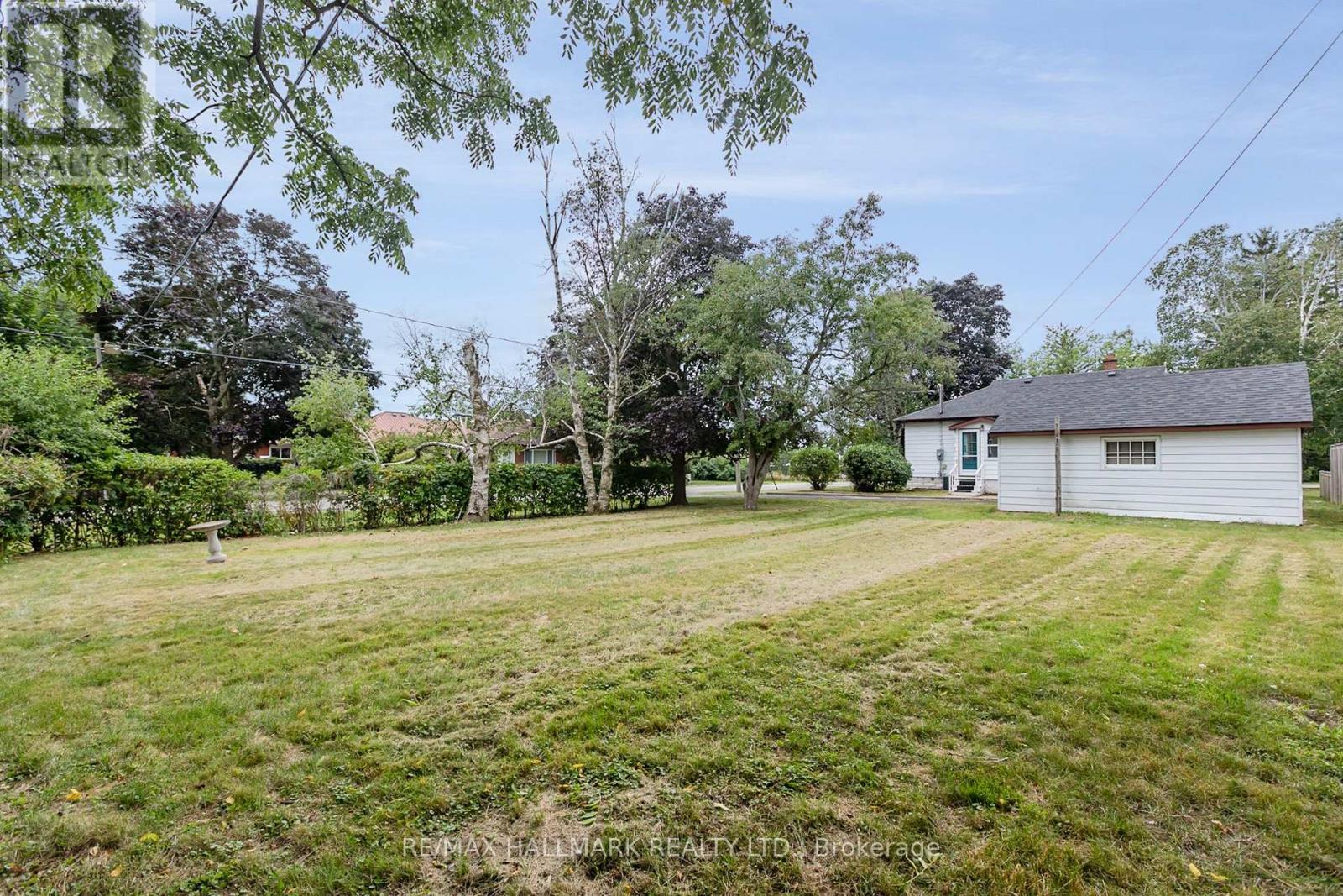 Upper - 201 High Street, Whitby, Ontario  L1N 5H5 - Photo 15 - E12800918