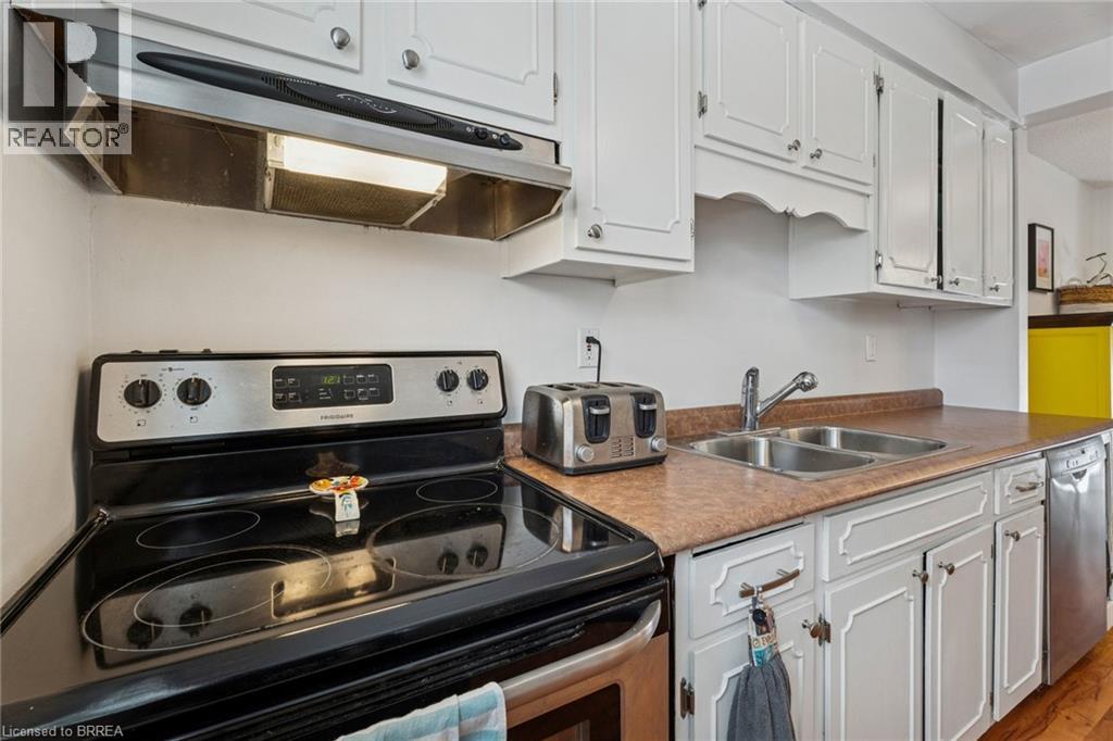 49 Raleigh Street Unit# A, Brantford, Ontario  N3T 1J9 - Photo 22 - 40805245