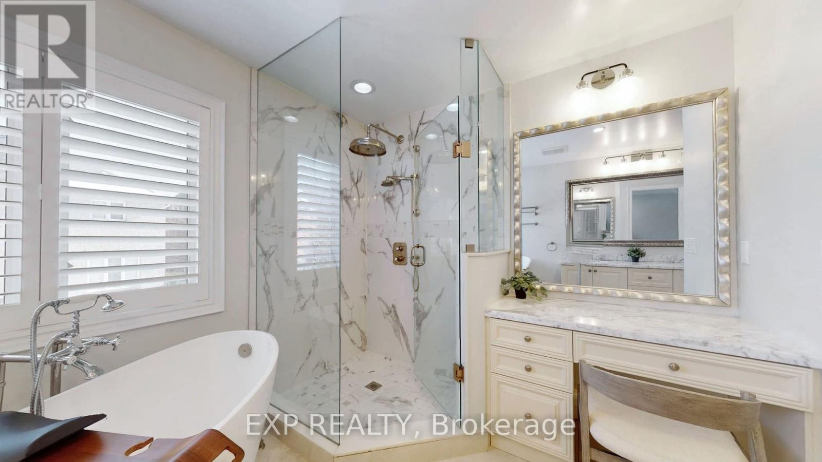 71 Golden Meadow Drive, Markham, Ontario  L6E 1E9 - Photo 22 - N12800874