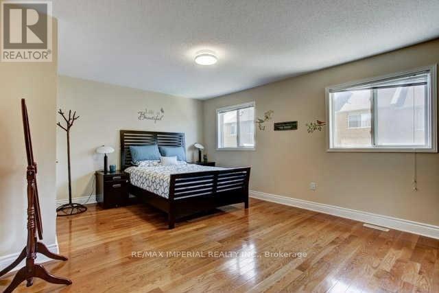 27 Silver Linden Drive, Richmond Hill, Ontario  L4B 3S8 - Photo 9 - N12800922