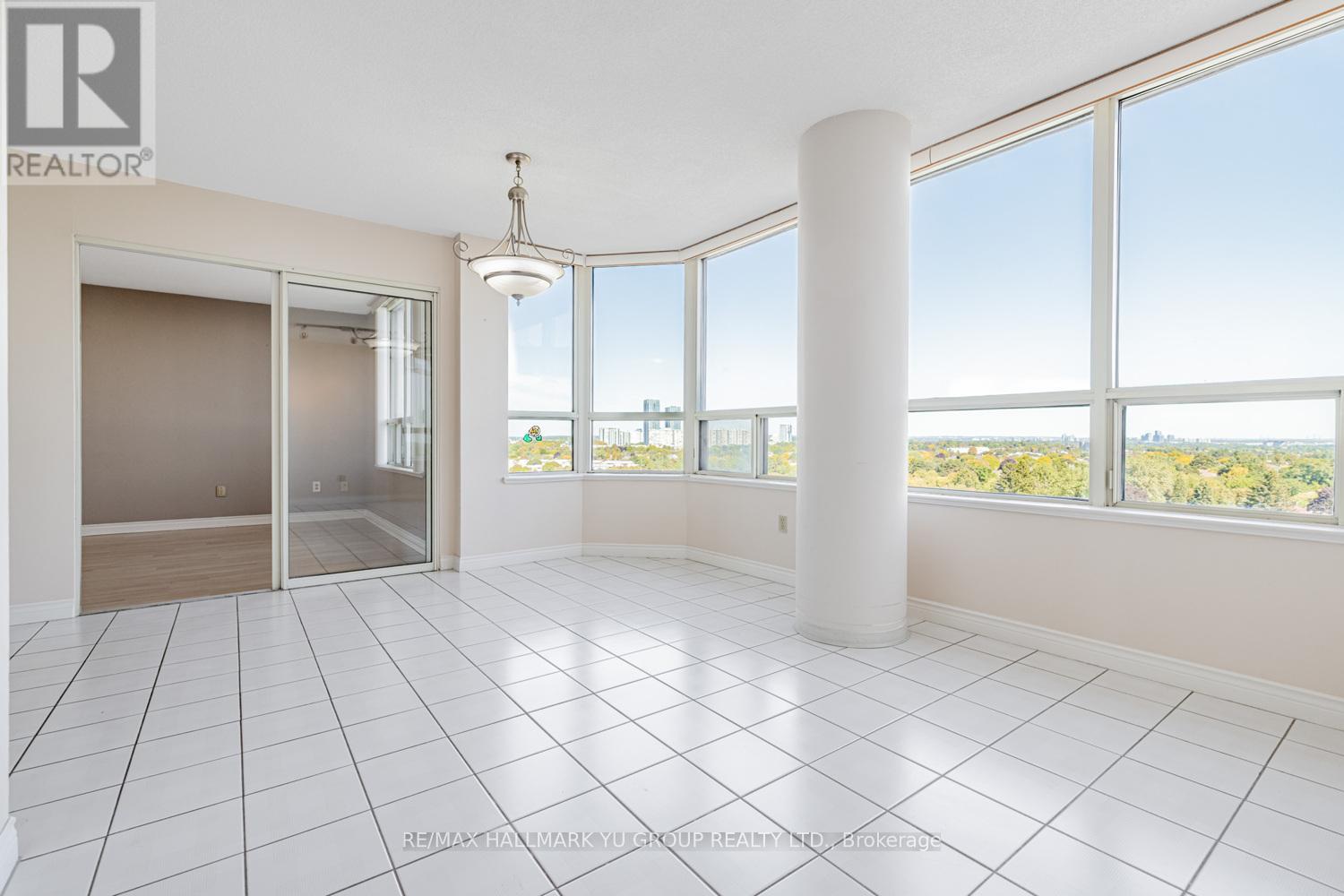 1203 - 7 Townsgate Drive, Vaughan, Ontario  L4J 7Z9 - Photo 5 - N12800926