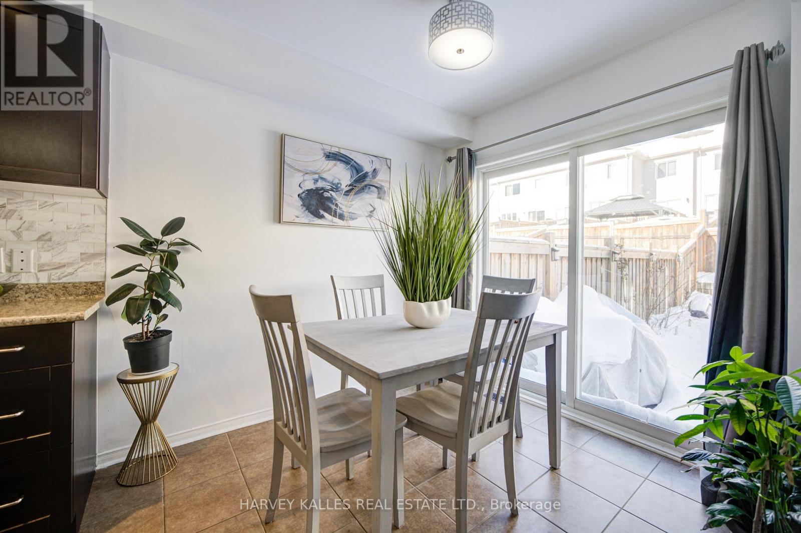 223 Orr Drive, Bradford West Gwillimbury (Bradford), Ontario  L3Z 0S3 - Photo 18 - N12800986