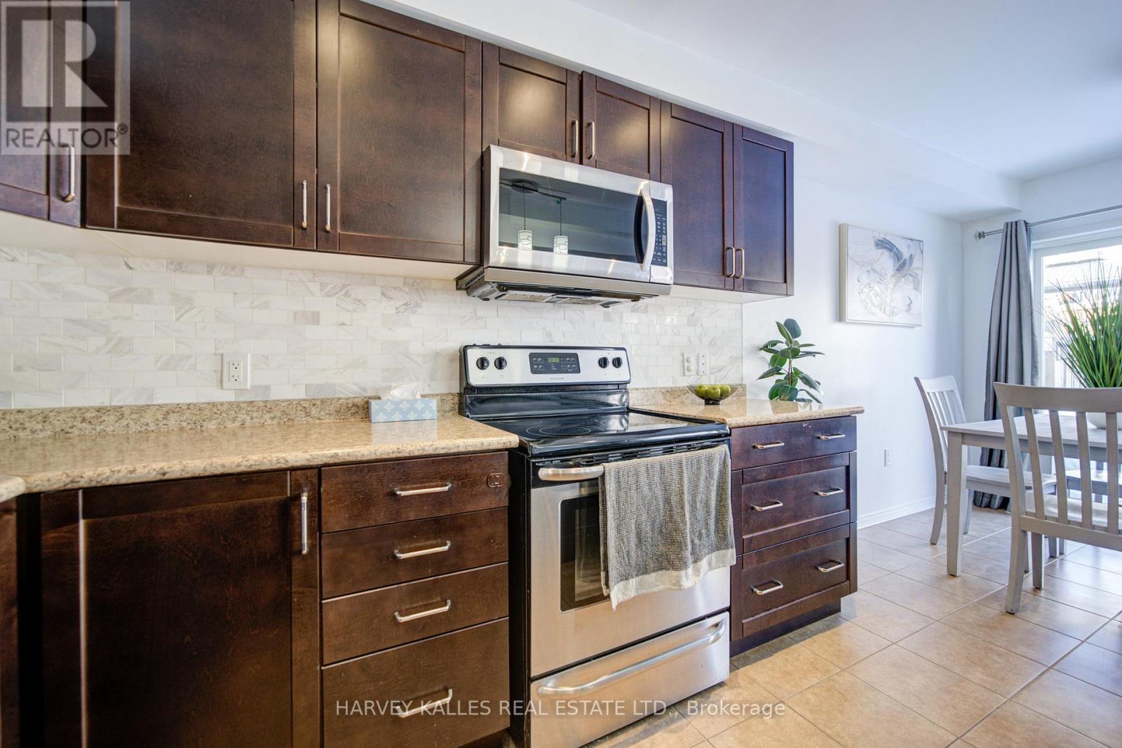 223 Orr Drive, Bradford West Gwillimbury (Bradford), Ontario  L3Z 0S3 - Photo 19 - N12800986